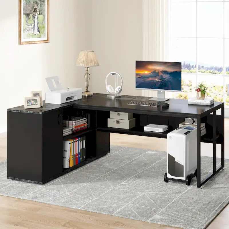 Bureau d'angle avec armoire et étagères, poste de travail double