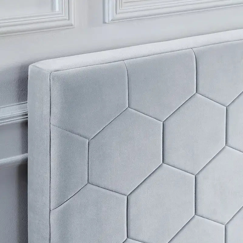 Lit de rangement tapissé en velours gris avec tête de lit hexagonale, Double/Queen